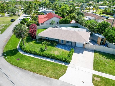 Welcome to this charming 3-bedroom, 2-bathroom single-story - photo 7