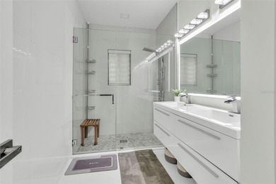 BACK ON MARKET! BUYER'S FINANCING FELL THROUGH, NO FAULT OF THE - photo 21