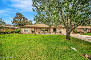 Doctors Lake Home For Sale in Orange Park Florida