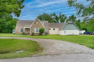 You're invited to this 4-bedroom home in Owasso school district - photo 1