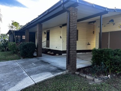 Cape Coral Lakes Area Home For Sale in North Fort Myers Florida