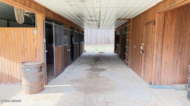 This is a well developed, once in a lifetime, recreational farm - photo 60