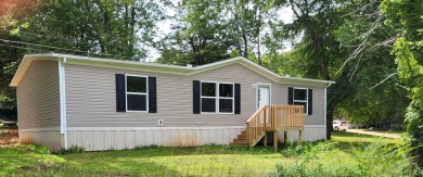 Lake Home For Sale in Soddy Daisy, Tennessee