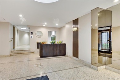 Woodlawn Heights! Welcome to this oversized co-op. A commuters