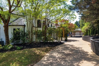 Welcome to one of Chattanooga's most exclusive luxury offerings - photo 11