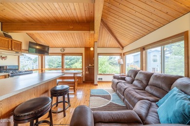 Enjoy carefree living in this ocean view coastal retreat. This - photo 12