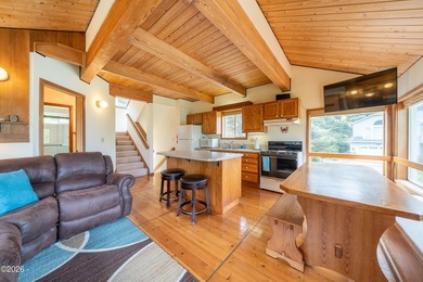 Enjoy carefree living in this ocean view coastal retreat. This - photo 14