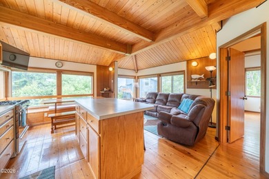 Enjoy carefree living in this ocean view coastal retreat. This - photo 16