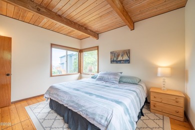 Enjoy carefree living in this ocean view coastal retreat. This - photo 19
