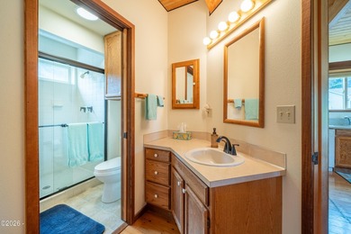 Enjoy carefree living in this ocean view coastal retreat. This - photo 20
