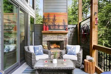 (private lake, pond, creek) Home For Sale in Ellijay Georgia