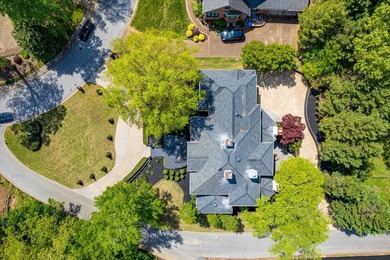 Welcome to one of Chattanooga's most exclusive luxury offerings - photo 22