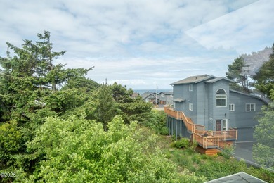 Enjoy carefree living in this ocean view coastal retreat. This - photo 25