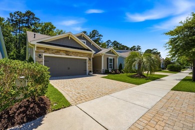 Live the Market Common lifestyle in this completely turnkey 4 - photo 2
