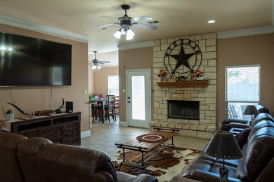 Beautifully Updated Home, on a Peaceful Cul-de-Sac! Nestled in a - photo 19