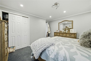 Welcome to this totally renovated, all-brick Elegant 4-bedroom - photo 27