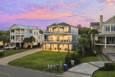 Five-bedroom, three-and-a-half-bathroom oceanfront estate with - photo 8