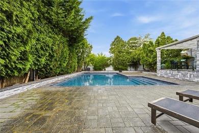Welcome to this totally renovated, all-brick Elegant 4-bedroom - photo 35
