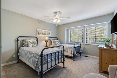 Location is everything! This ocean-oriented, four-bedroom, 3 - photo 37