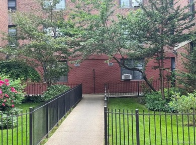 Co-op For Sale. Great School District Queens 28. PS 196 Grand - photo 2
