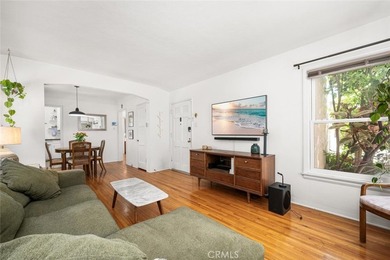 Charming Belmont Heights Living Just Moments from the Coast! - photo 3