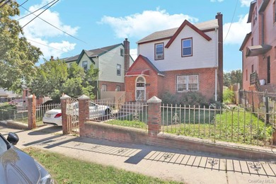 East River Home For Sale in East Elmhurst New York