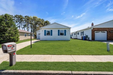Wow! turn key home...pack your bags! Beautifully updated 1,364 - photo 4