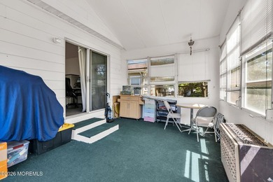 Wow! turn key home...pack your bags! Beautifully updated 1,364 - photo 7