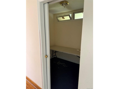 Welcome to this bright and spacious 2-bedroom, 1-bathroom co-op - photo 10