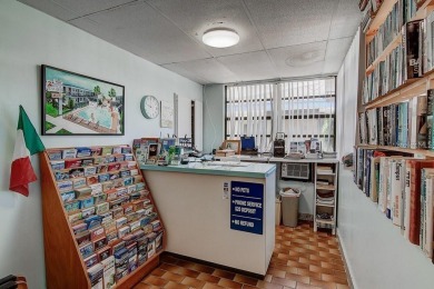 Located on beautiful Clearwater Beach. Everything has been - photo 2