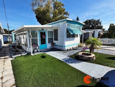 Lake Home For Sale in Tavares, Florida