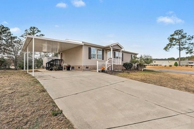 Welcome to this beautifully maintained 3-bedroom, 2-bathroom - photo 3