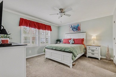 Welcome to this beautifully maintained 3-bedroom, 2-bathroom - photo 10