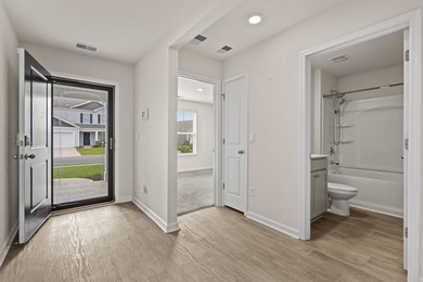 Welcome to this beautifully maintained 3-bedroom, 2-bath home in - photo 5