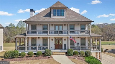 Experience the perfect harmony of grandeur and grace in this - photo 2