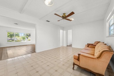 Welcome home to this beautifully cared-for 3-bedroom, 2-bath - photo 19