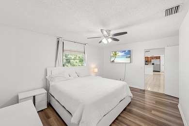 Welcome home to this beautifully cared-for 3-bedroom, 2-bath - photo 28