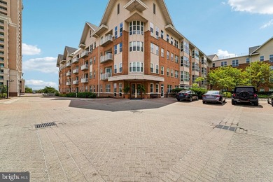 Price Improvement - Beautifully updated water view condo in - photo 1