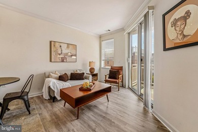Price Improvement - Beautifully updated water view condo in - photo 4