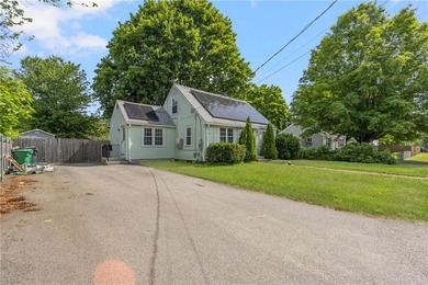 Discover the perfect blend of charm, convenience, and coastal - photo 4