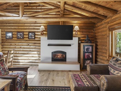 Searching for the essence of mountain living? This stunning 2 - photo 9