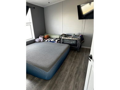 Don't miss this beautifully updated 3-bedroom, 2-bathroom mobile - photo 14