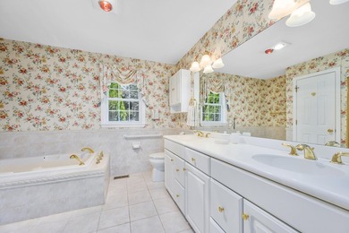 Golfers Paradise!! Come fall in love with this Custom Built - photo 16