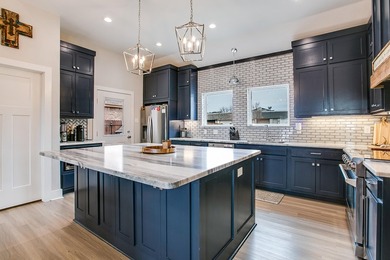 Check out this extraordinary 4 bed 3 bath home close to - photo 18