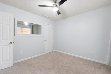 Welcome to Club Villa at Baytree, where quiet comfort and - photo 19