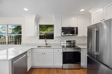 Consider stepping into this beautifully refreshed home just in - photo 20