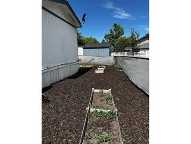 Don't miss this beautifully updated 3-bedroom, 2-bathroom mobile - photo 23