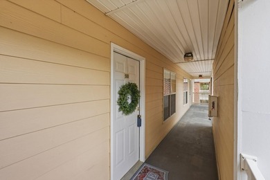 Welcome to Club Villa at Baytree, where quiet comfort and - photo 24