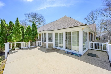 Golfers Paradise!! Come fall in love with this Custom Built - photo 31