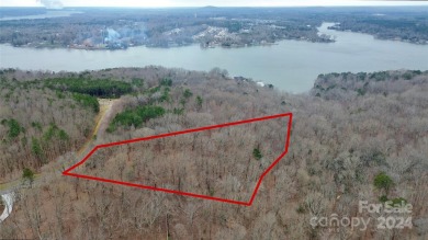 Lake Wylie Acreage For Sale in Charlotte North Carolina